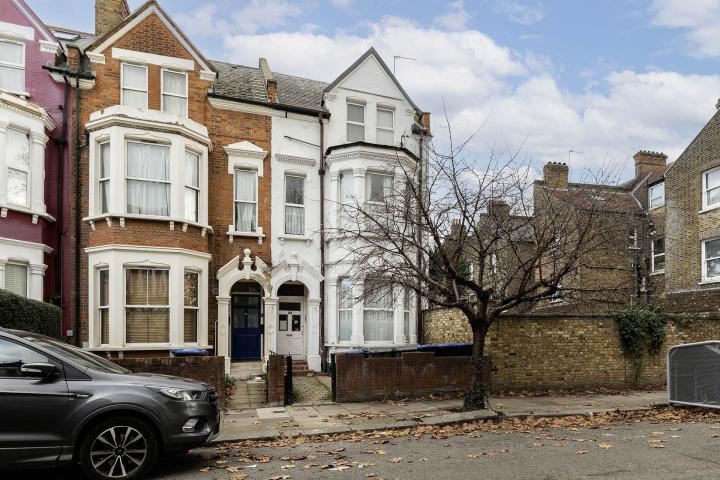 Modern Apartment Callcott Road, Kilburn